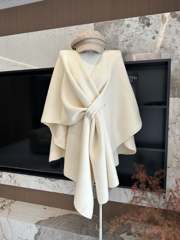 Női shawl cape stílusú kabát, nyúl szőrrel <30%> és spandex 30–50%, őszi 2025