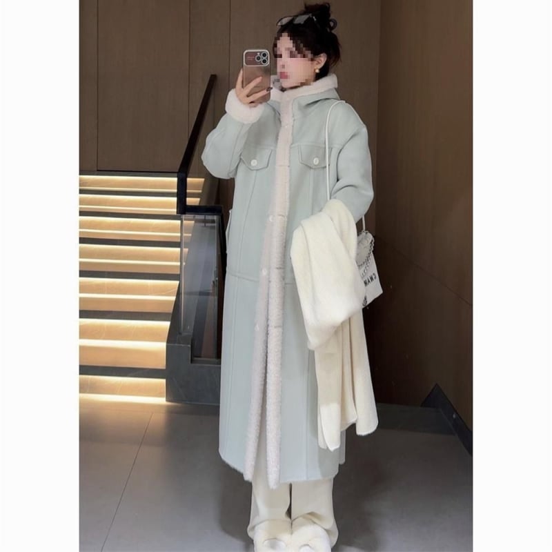 Női kordbársony kabát nyúl szőrme díszítéssel (<30%), fleece bélés, középhosszú, vastagított