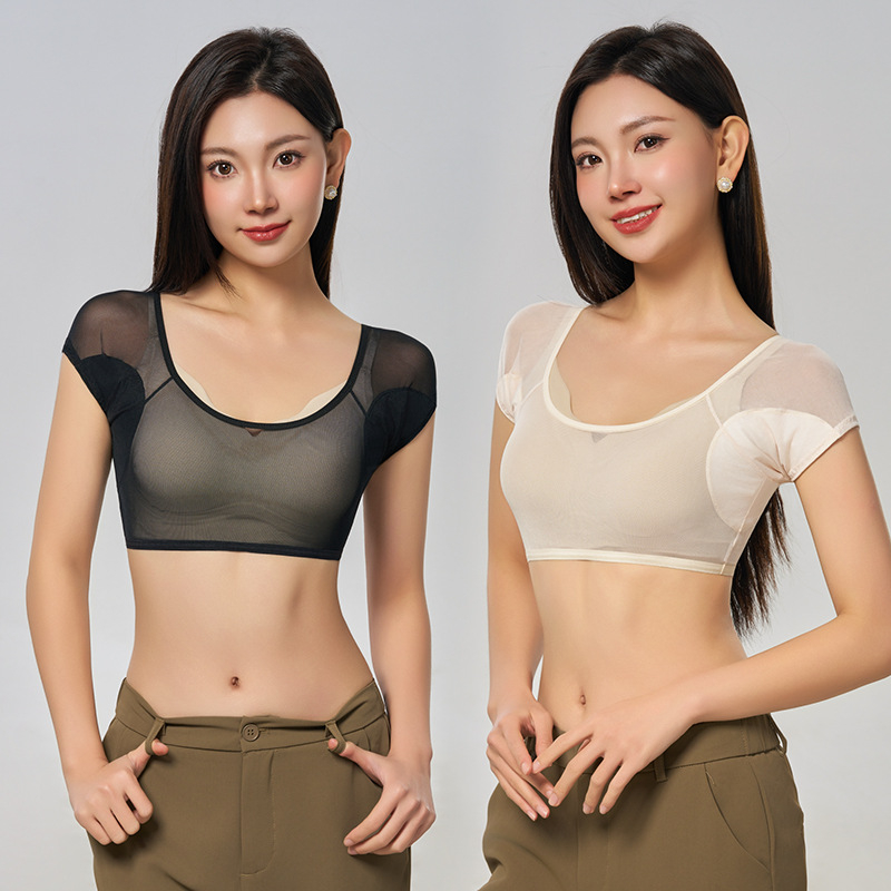 Camisole poliészterből áttetsző hálós panellel, hónalj alatti nedvszívó betétek, gyorsan száradó poliészter anyag (80-90% poliészter)