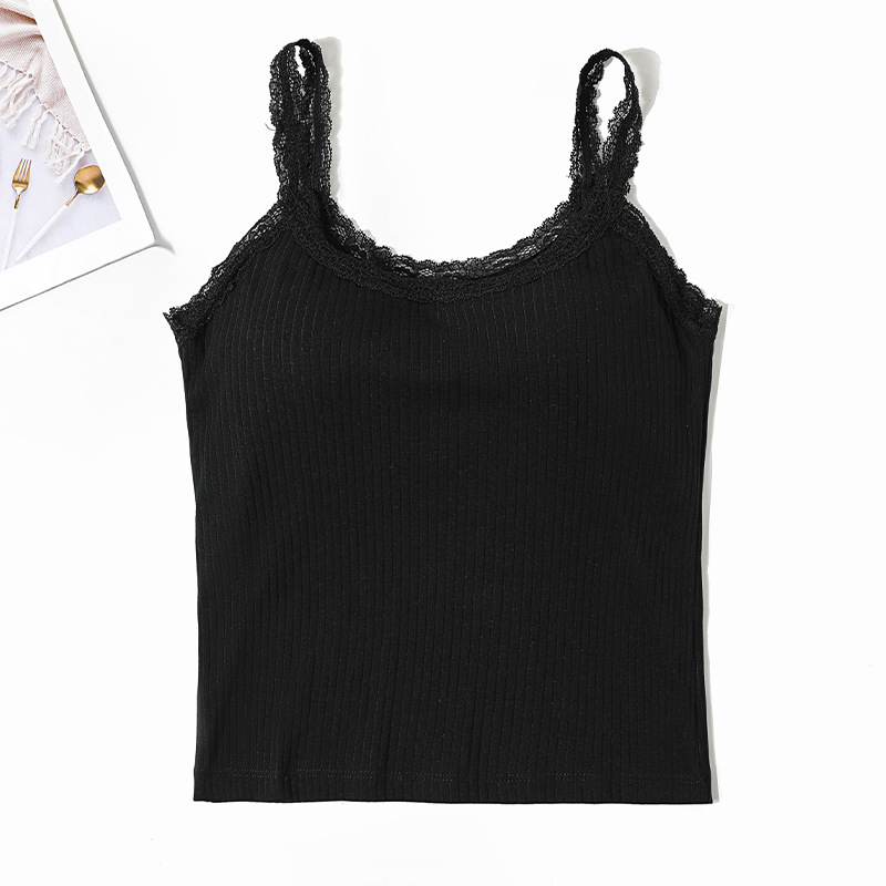 Medvilninė camisole su krūties įdėklais, apvalus kaklo iškirptė, nėrinių detalės, siauras kirpimas — 90–95% medvilnė, vidutinio tankio audinys 181–200 g/m²