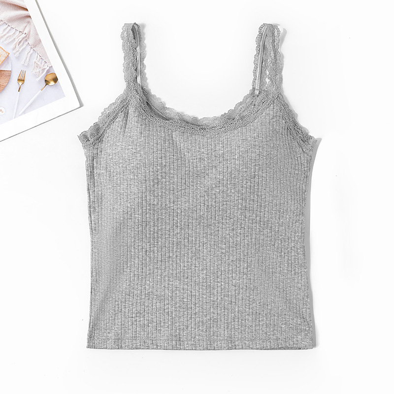 Moterinis medvilninis cami su pagalvėliais krūtinėms ir nėriniais, 90–95% medvilnė, apvalus kaklo, petnelės Sling, vidutinio svorio 181–200 g/m2, vasara pavasaris ruduo