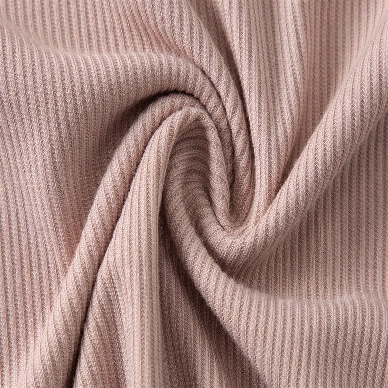 Tanki slim-fit bez rukava pleteni top s kvadratnim izrezom, jednobojan, viskoza-nijon smjesa, kratka duljina
