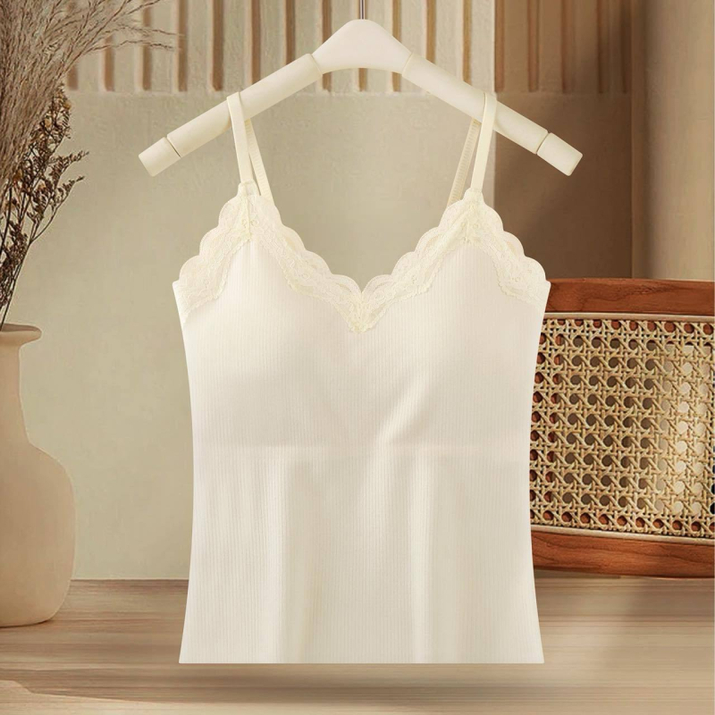 Beépített melltartókosaras hőszigetelő mellény, V-nyakú, egyrétegű, 90–95% poliészter, közepes vastagság 181–200 g/m², melegen tart