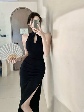 Halter haljina s izrezima, midi duljine, poliester, s detaljima proreza