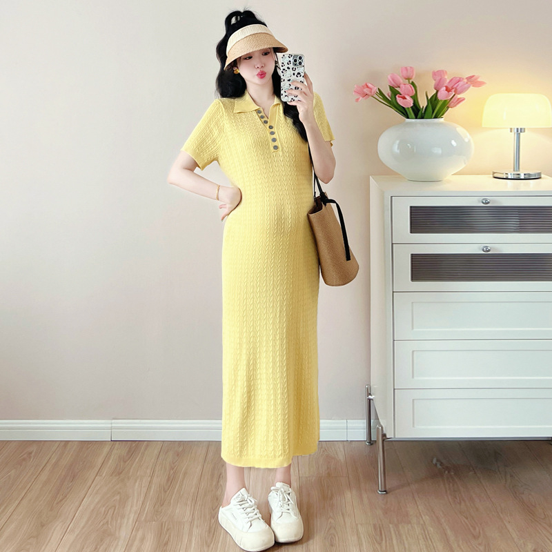 Grūtnieču kleita adītā trikotā ar polo kaklu, 3/4 piedurknēm, A-līnija, vidējā garuma