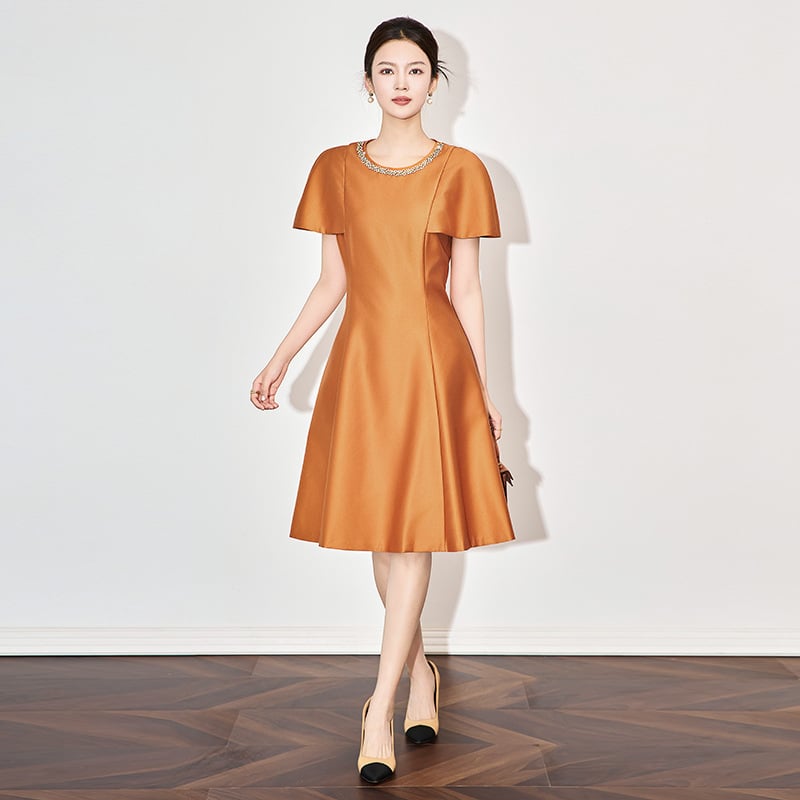 WLZD ruha - A-vonal, középméretű hossz, kerek nyakú, bolero ujjú, magas derék, poliészter-viszkóz keverék