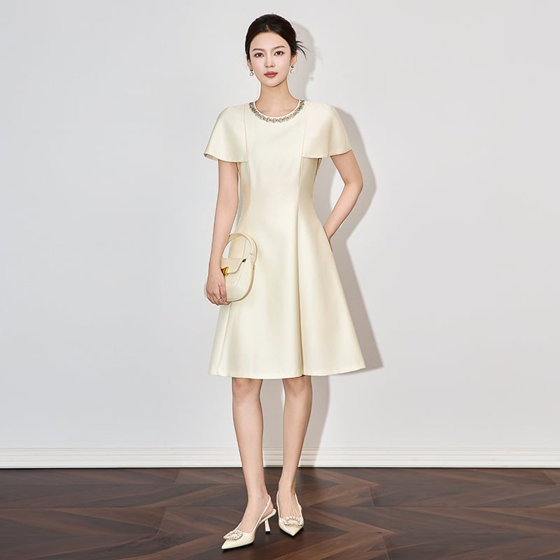 WLZD ruha - A-vonal, középméretű hossz, kerek nyakú, bolero ujjú, magas derék, poliészter-viszkóz keverék