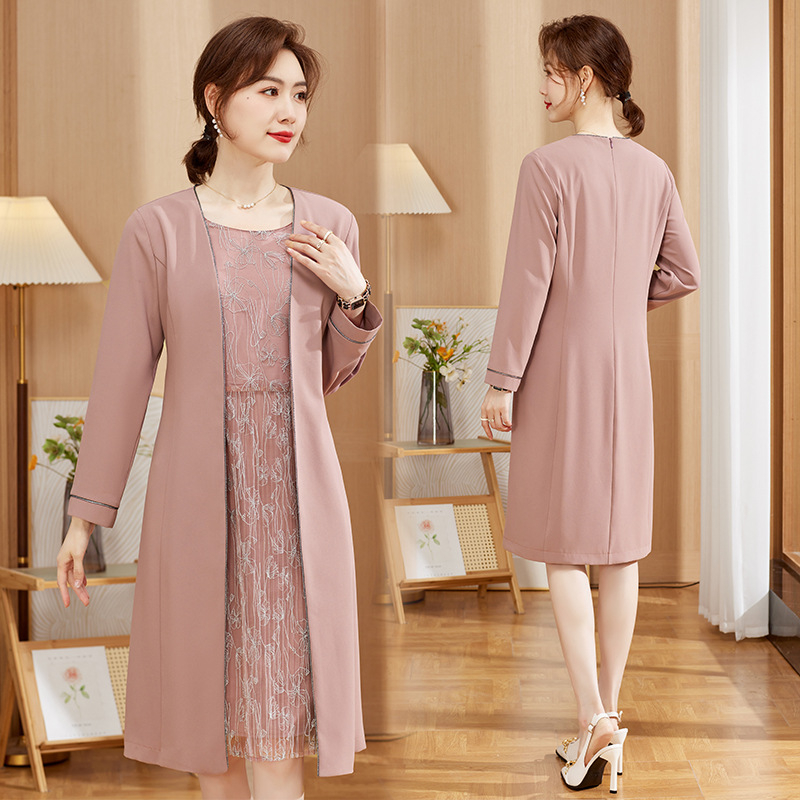 Emadele mõeldud elegantne kleit – kevad 2025, midi pikkus, tikitud polüesterkangas (>95%), elegantne stiil, kontorile sobiv