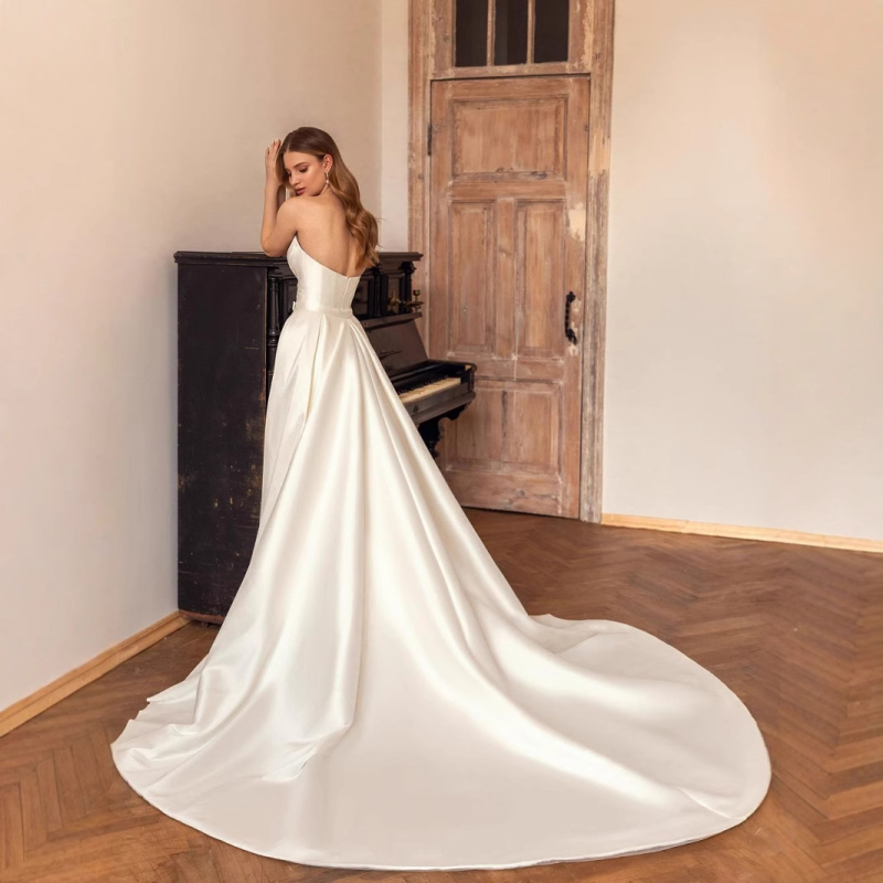 Saten vjenčana haljina bez ramena s odvojivom dugačkom šlepom, elegantna večernja haljina