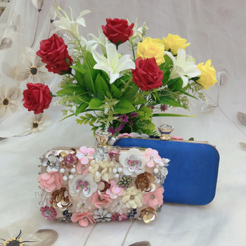 Banketu clutch soma, poliesters, maza kvadrātforma, iekšējā kabata mobilajam telefonam, aizslēdzama aizdare