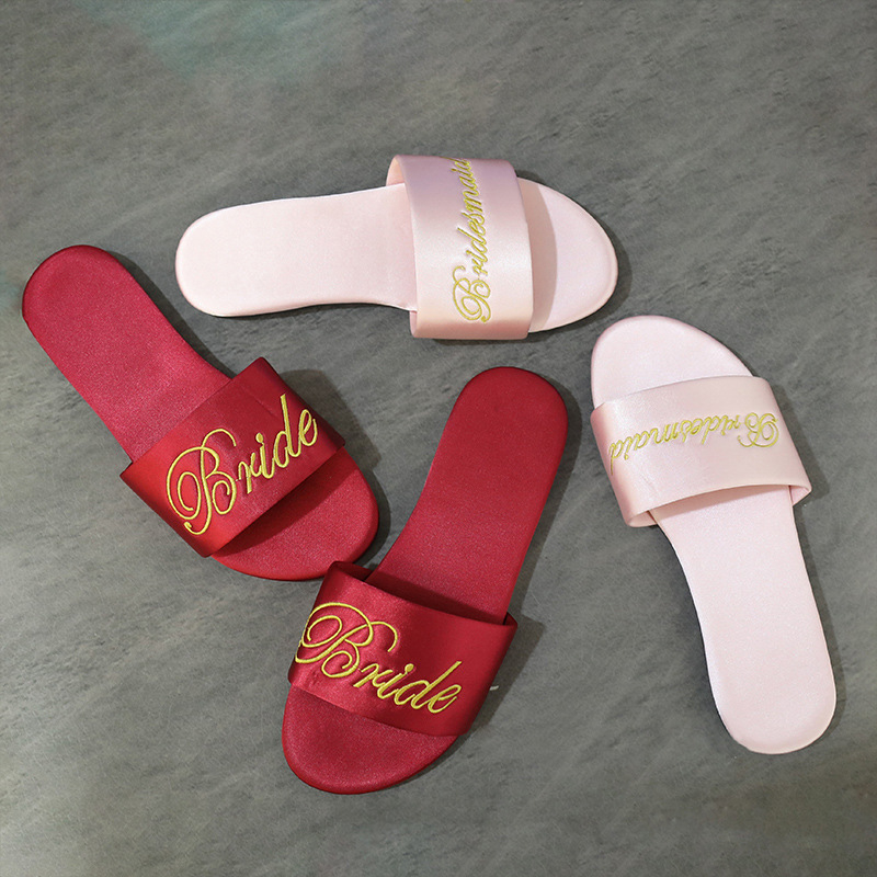 Vjenčane satenske papuče s izvezenim dekorom, slip-on, lagane, protuklizna gumena potplata, PU podstava