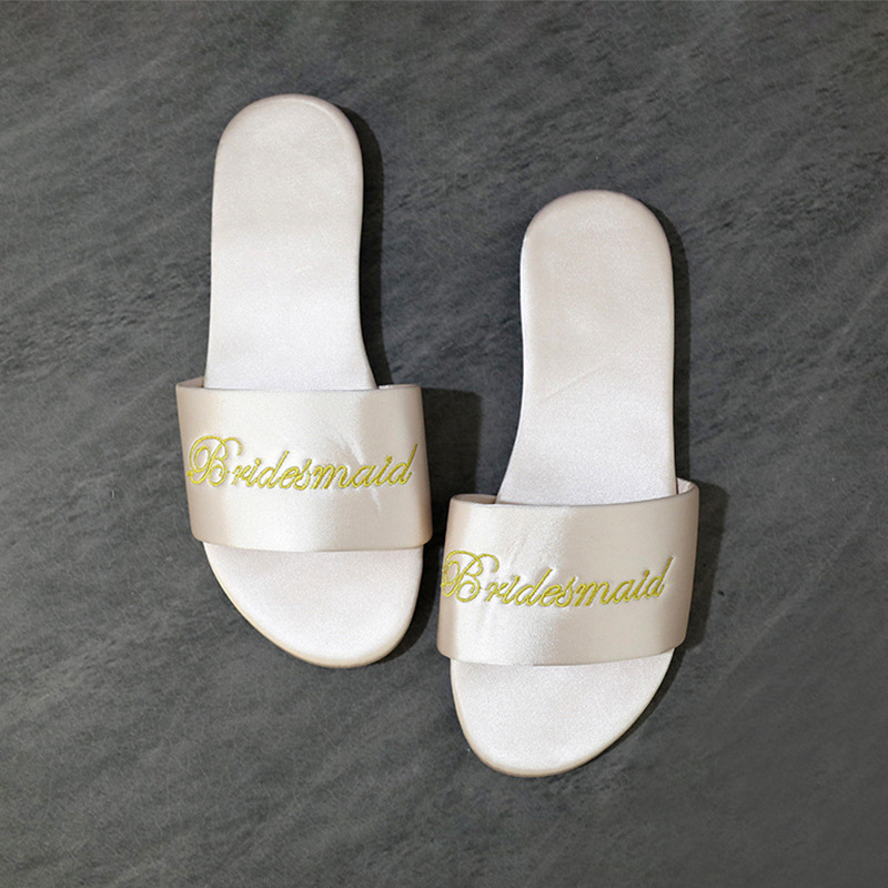 Vjenčane satenske papuče s izvezenim dekorom, slip-on, lagane, protuklizna gumena potplata, PU podstava