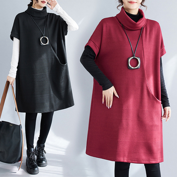 Női őszi-téli laza szabású ruha, magas gallérral, hosszú ujjakkal, midi hosszúságú