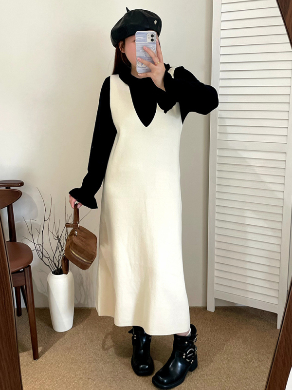 Plusz méretű női V-nyakú kötött ruha, lazán szabott, középméretű hosszúságú, tél 2025