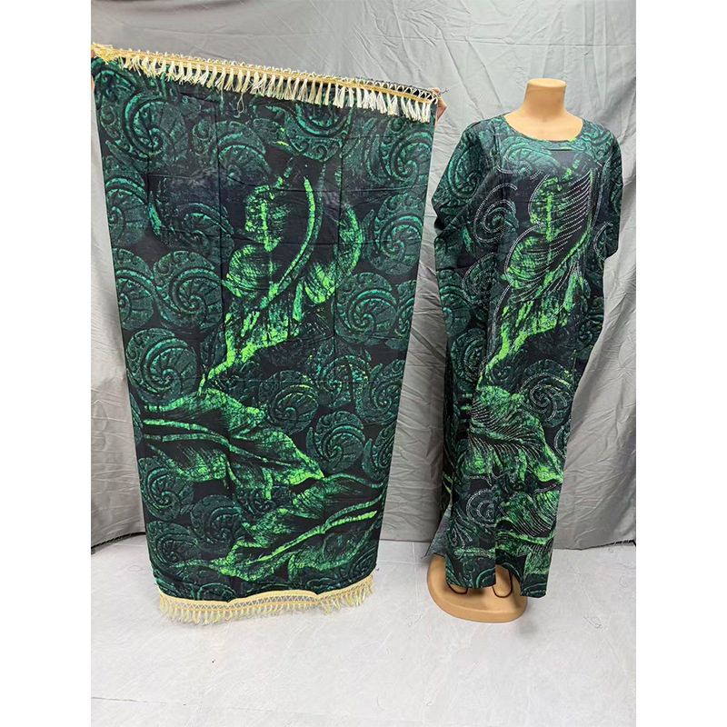 Ženska dugačka haljina sa štrasom, poliester-elastan tkanina, A-linijski kroj, okrugli izrez, rukavi 3/4