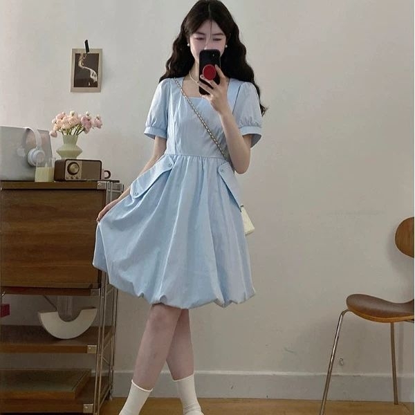 A-vonalú ruha négyszögletes gallérral, buborékos ujjakkal, közepes hosszúságú, chenille anyag 90–95% spandex-szel, érett nő stílus, 2025 nyár