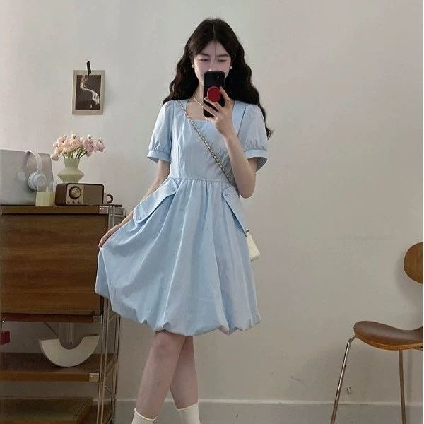 A-vonalú ruha négyszögletes gallérral, buborékos ujjakkal, közepes hosszúságú, chenille anyag 90–95% spandex-szel, érett nő stílus, 2025 nyár