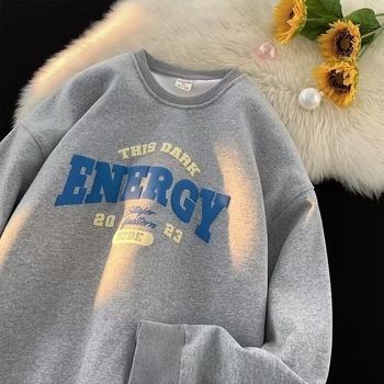 Pánske voľné mikiny s kruhovým výstrihom, dlhé rukávy, fleece materiál, polyesterová zmes, potlač písmen; štýl mládežnícky pop, kórejský vplyv; sezóna jeseň 2025