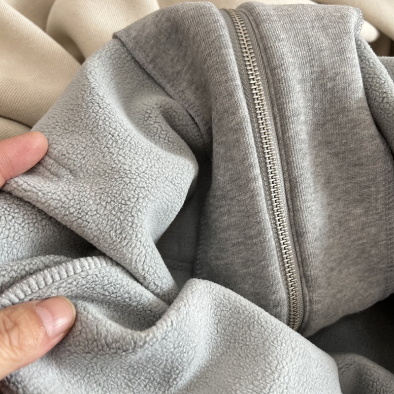 Hooded kardigan u stilu cardigan, fleece podstava, slobodan kroj, zatvarač, džepovi, pamuk tkanina (70-80% pamuka)