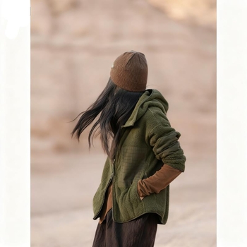 Geacă de fleece cu glugă, mâneci lungi, fermoar, țesătură din poliester, conținut poliester 80–90%