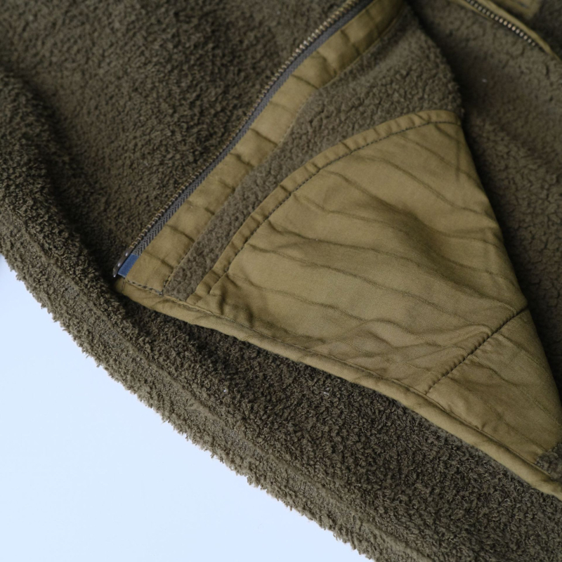 Geacă de fleece cu glugă, mâneci lungi, fermoar, țesătură din poliester, conținut poliester 80–90%