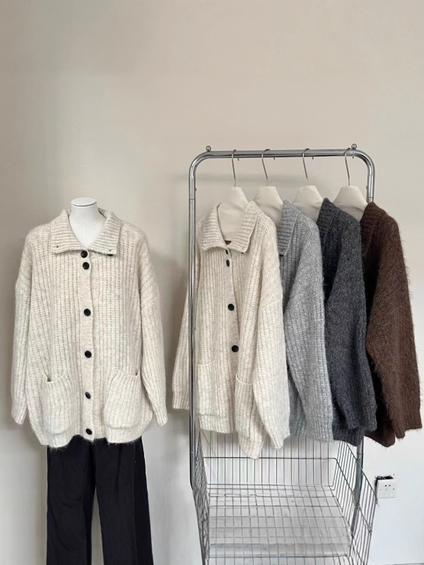 Ženski kardigan-svijetar s stojećim ovratnikom, pleteni patchwork, 70-80% akril, 20-30% poliester, elegantan gradski stil