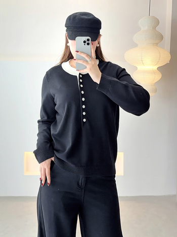 Zi Yuan 2025 Jesen/Zima Plus Size Žena Casual Pleteni Pulover s Kontrastnim Bojama i Okruglim Irezom F621