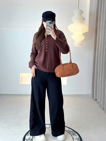 Zi Yuan 2025 Jesen/Zima Plus Size Žena Casual Pleteni Pulover s Kontrastnim Bojama i Okruglim Irezom F621