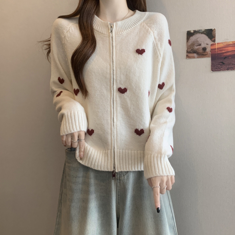 Sieviešu kardigans ar sirds izšuvumu, rāvējslēdzējs, adīts poliesters, vidēja biezuma, garas piedurknes