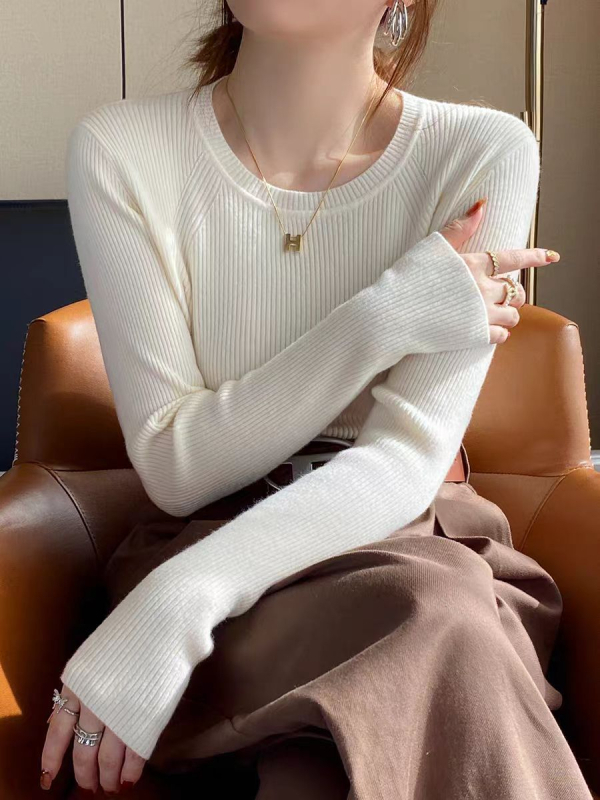 Plus veľkosťový dámsky pletený svetrov s kapucňou, okrúhlym výstrihom, dlhé rukávy, slim fit