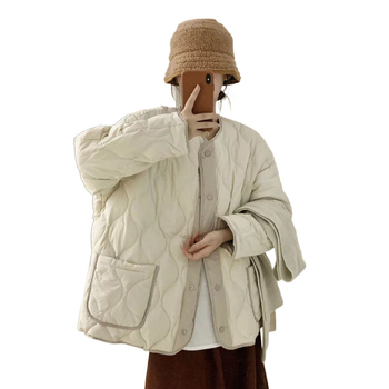 Палто от полиестер и памук със пълнеж полиестер-памук, средна дължина (50–65 см), дълги ръкави, едноредово закопчаване