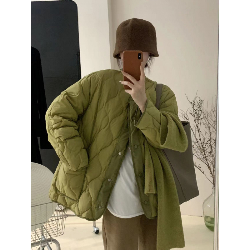 Палто от полиестер и памук със пълнеж полиестер-памук, средна дължина (50–65 см), дълги ръкави, едноредово закопчаване