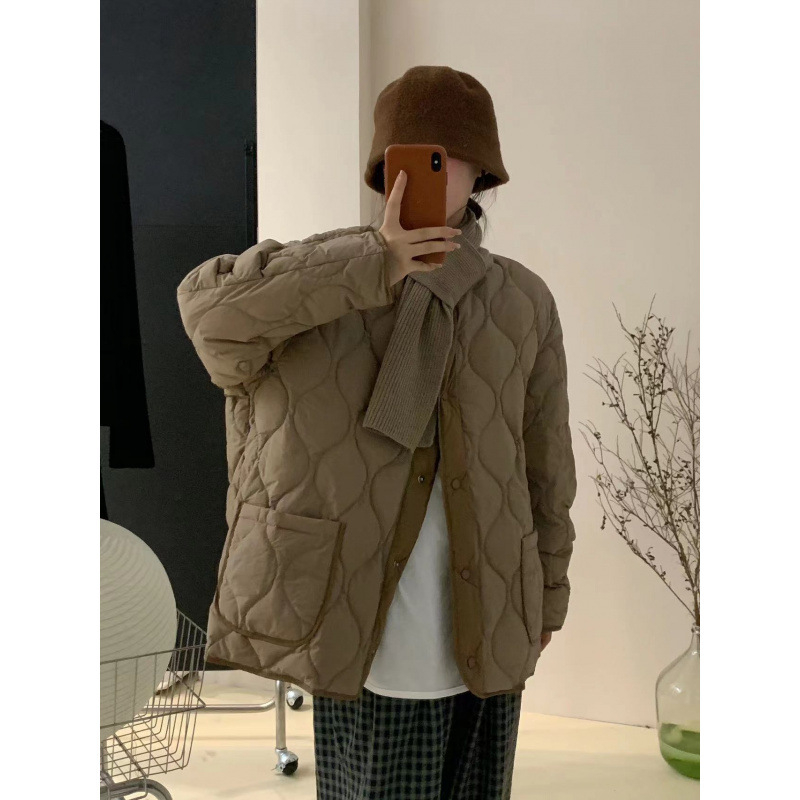 Палто от полиестер и памук със пълнеж полиестер-памук, средна дължина (50–65 см), дълги ръкави, едноредово закопчаване