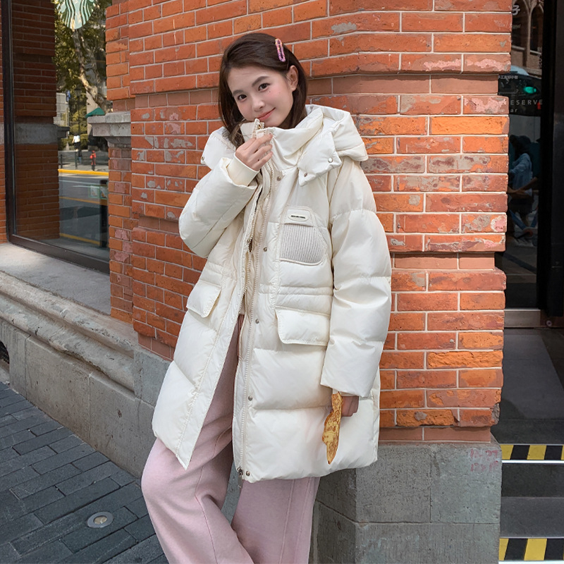 Női kapucnis pufi kabát, hosszú, laza szabás, 101–200 g fehér kacsa tolltöltet, poliészter anyag