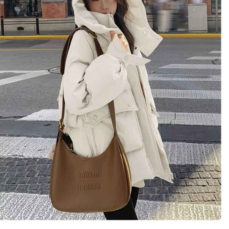 Ženska pamučna punjena jakna, ultra kratka, bez rukava, polo ovratnik, chenille tkanina s elastanom