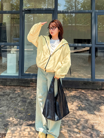 Ženska jakna s kapuljom, Twill tkanina, poliester s elastanom, srednja duljina, zatvarač