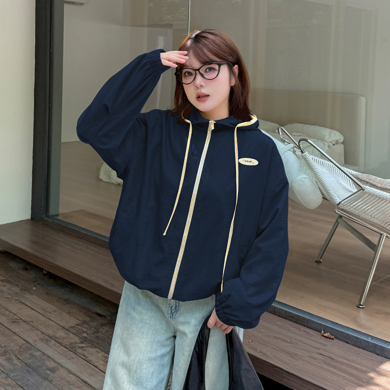 Ženska jakna s kapuljom, Twill tkanina, poliester s elastanom, srednja duljina, zatvarač