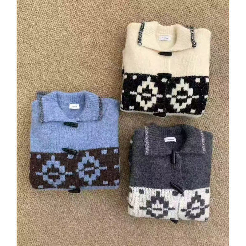 Adīts kardigans ar Fair Isle jacquardu un ragu pogām, tauriņveida piedurknes, garas piedurknes, galvenā auduma sastāvs 95%+