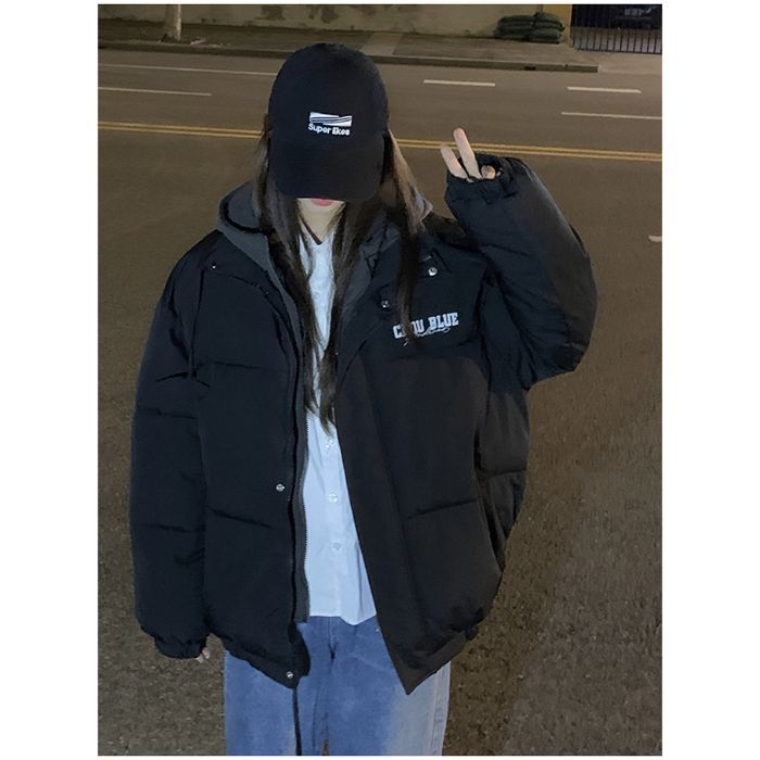 Pamučni kaput s kapuljom, srednje duljine, opuštenog kroja, zatvarač, debeli izolacijski sloj za zimu