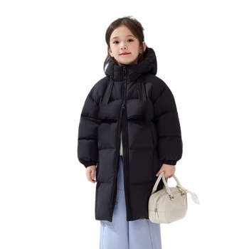 Meitenēm ziemas dūnu jaka ar balto pīļu pūku, vidēja garuma, bieza, rāvējslēdzēja aizdare, fiksēta kapuce