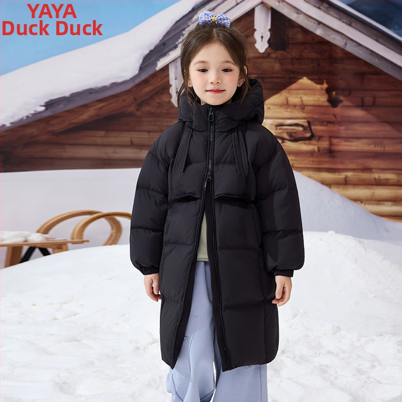 Meitenēm ziemas dūnu jaka ar balto pīļu pūku, vidēja garuma, bieza, rāvējslēdzēja aizdare, fiksēta kapuce