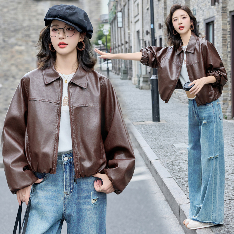 Яке от овча кожа – мото стил, свободна кройка, ревър яка, закопчаване с цип