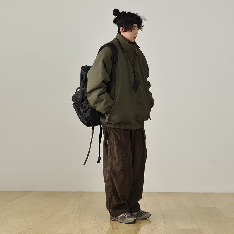 Pánska bavlnená bunda s výplňou, americký vintage štýl, stojací golier, corduroy tkanina, hrubá výstelka, zips