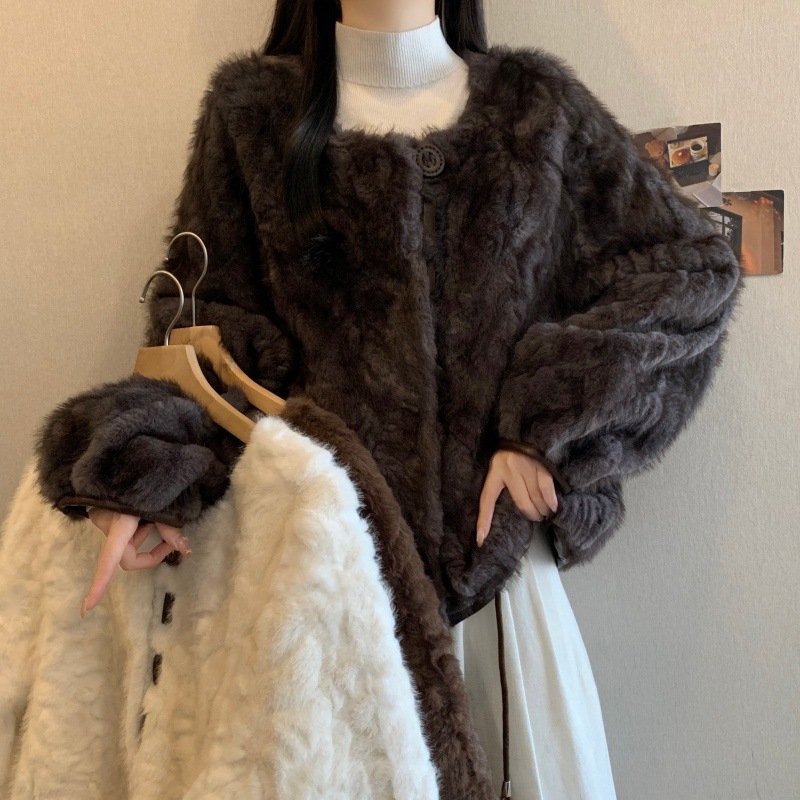 Plus dydžio dirbtinės kailio kardiganas, ruduo 2025, poliesterio mišinys, apvalus kaklas, ilgomis rankovėmis, 30-50% poliesterio kiekis