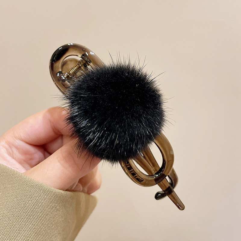 Twist klip za kosu s kuglicom od norkine dlake i pliša, ručno izrađeno, ženski, korejski stil, materijali: PC + norka dlaka + pjena