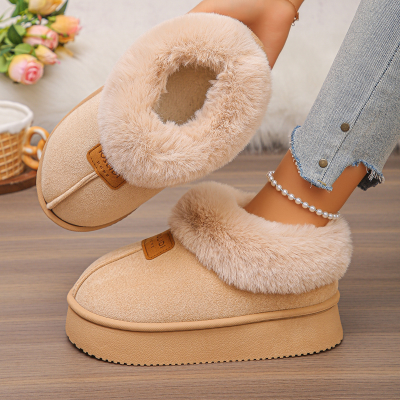 Дамски зимни памучни ботуши, високи, горна част с интегриран пух, гумена подметка, вътрешна облицовка от изкуствен къс плюш, среден ток