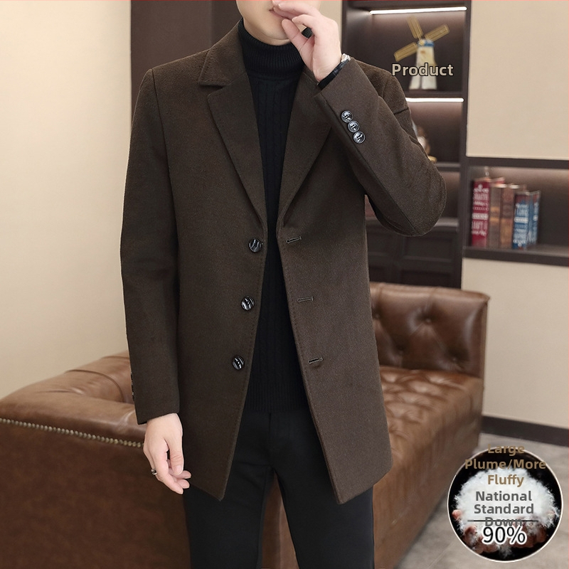 Paltas su laisvu kirpimu, vilnos-poliesterio mišinys, vienos eilės sagų užsegimas, apykaklė su lapeliu