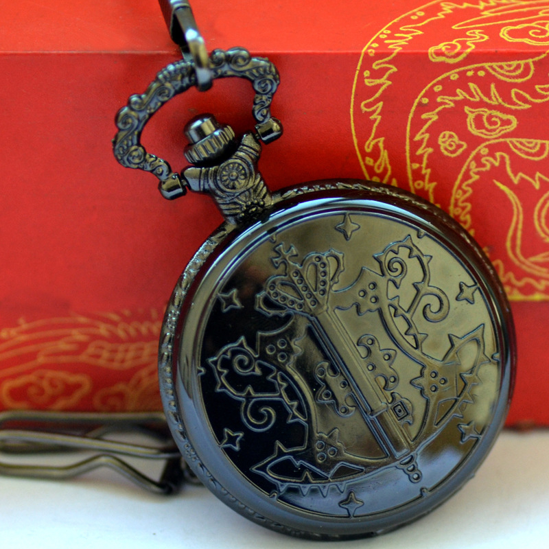 Карманен часовник с дебела верига — кварцов механизъм, мирово време, указателен дисплей, корпус и каишка от сплав