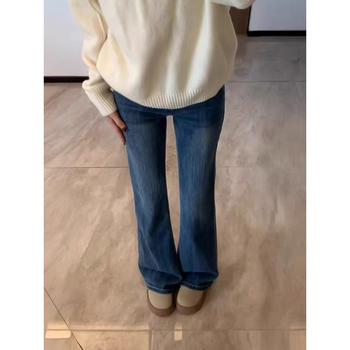 Jeansi pentru femei cu croială dreaptă ușor evazată, talie înaltă, denim din bumbac stretch, croială bootcut