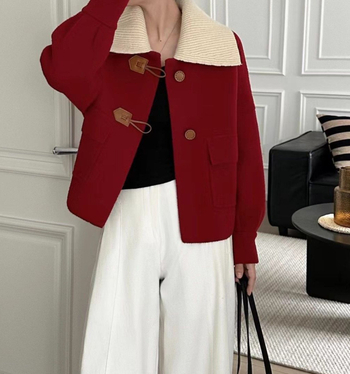 Moteriškas trumpas švarkas iš chenille su nuimamais apykakle, žiema 2025, laisvas kirpimas